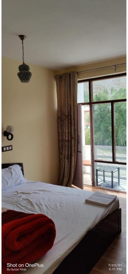 The Royal Kargil Hotel Екстериор снимка
